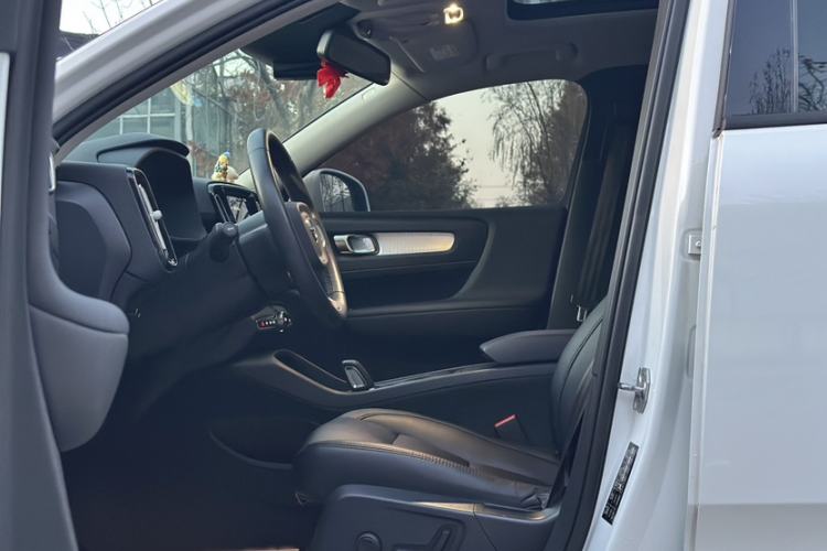 Used Volvo XC40 2021 T4 4x4 SmartDrive Fashion Edition
