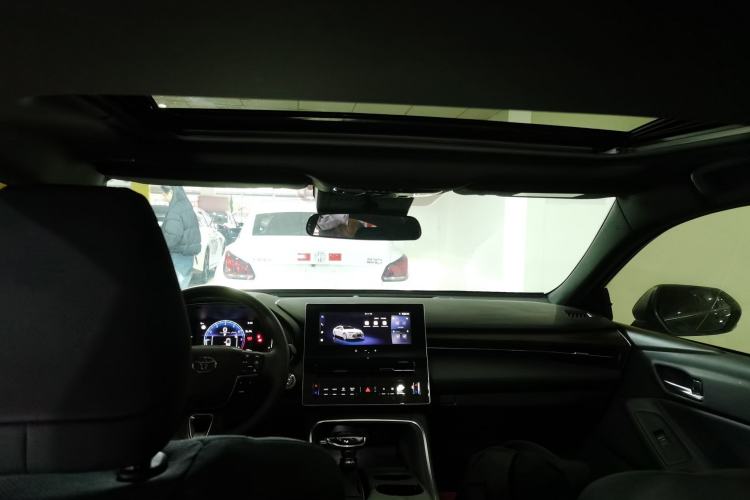 Used Toyota Avalon 2024 2.0L Ambition Edition
