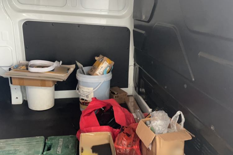 Used Ford Transit 2017 2.0T Gasoline Van Mid-Drive Mid-Roof China V Standard