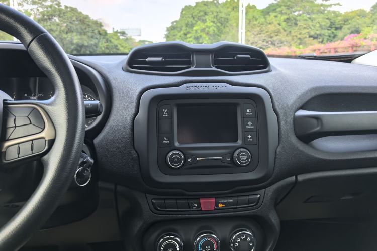 Used  Renegade 2016 1.4T Automatic Jingneng Edition
