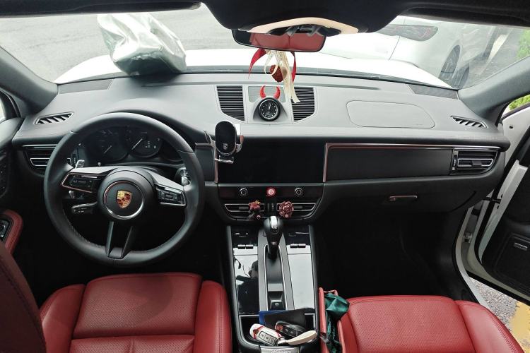 Used Porsche Macan 2024 Macan 2.0T
