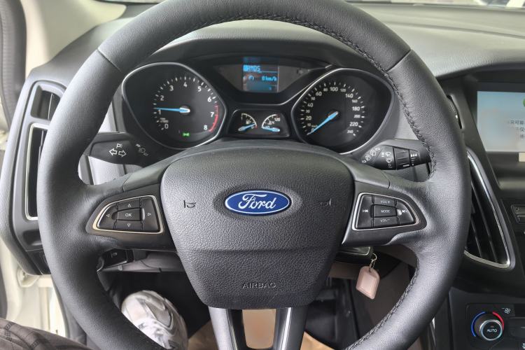 Used Ford Focus 2015 Hatchback 1.6L Automatic Fashion Edition