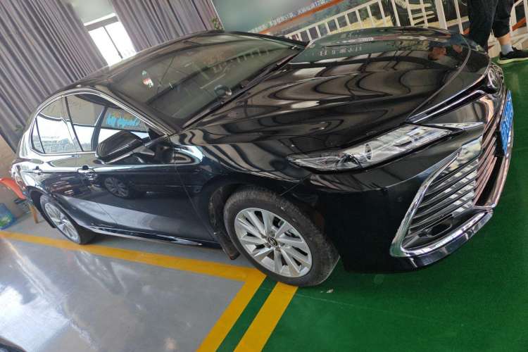 Used Toyota Camry 2021 2.0G Luxury Edition
