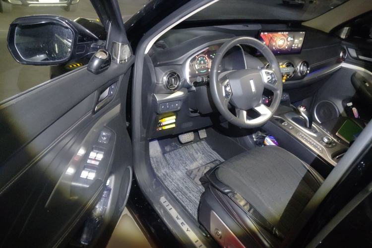 Used Wey VV6 2021 2.0T Two-Wheel Drive Smart Protection+