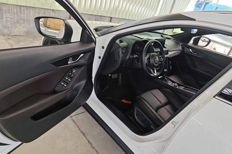 Used Mazda CX-4 2021 2.0L Automatic Two-Wheel Drive Blue Sky Luxury Edition
