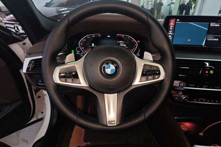 Used BMW 5 Series 2021 530Li Leading Model M Sport Package
