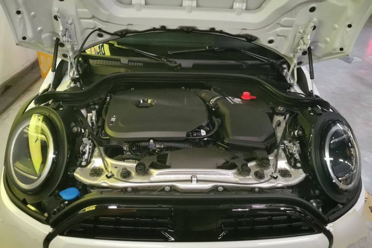 Used  MINI 2025 1.5T COOPER Classic Edition Five-Door Version
