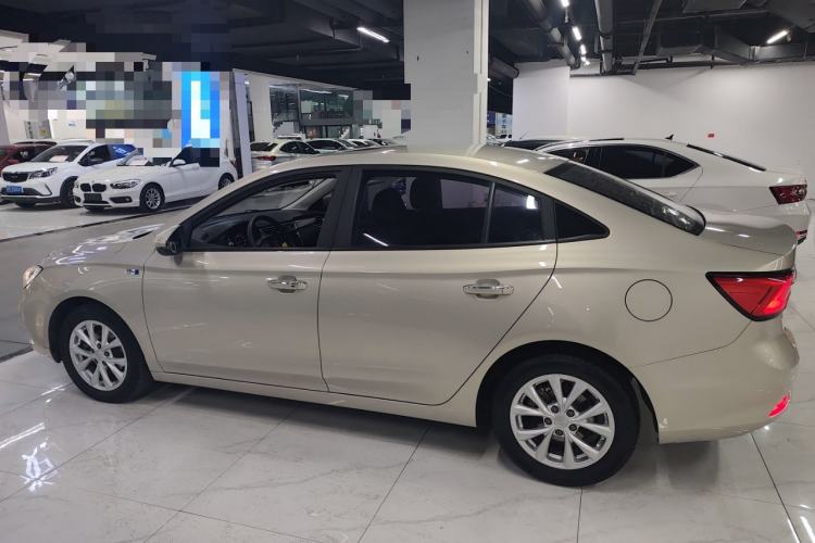 Used Roewe i5 2020 1.5L Automatic 4G Connected Linghao Edition

