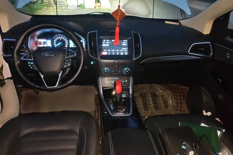 Used Ford Edge 2016 EcoBoost 245 Four-Wheel Drive Titanium Edition 7-Seater
