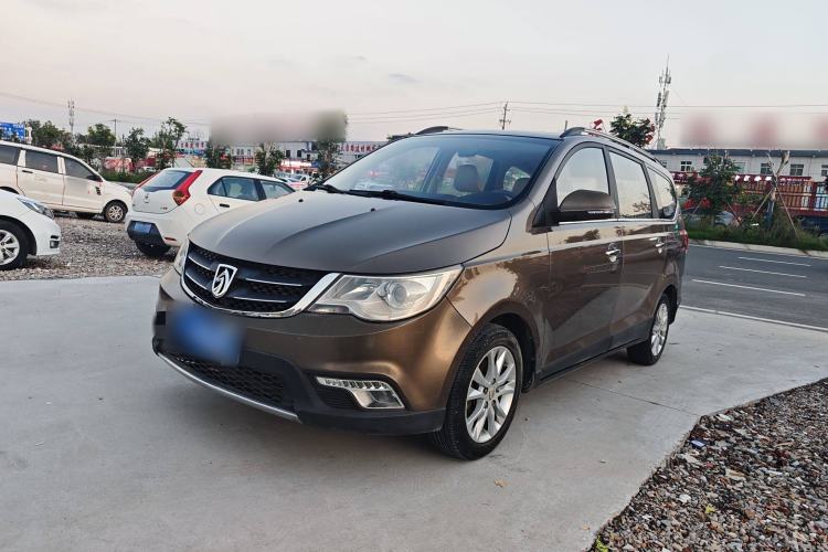 Used Baojun 730 2014 1.5L Manual Luxury Navigation ESP Version 7 Seats
