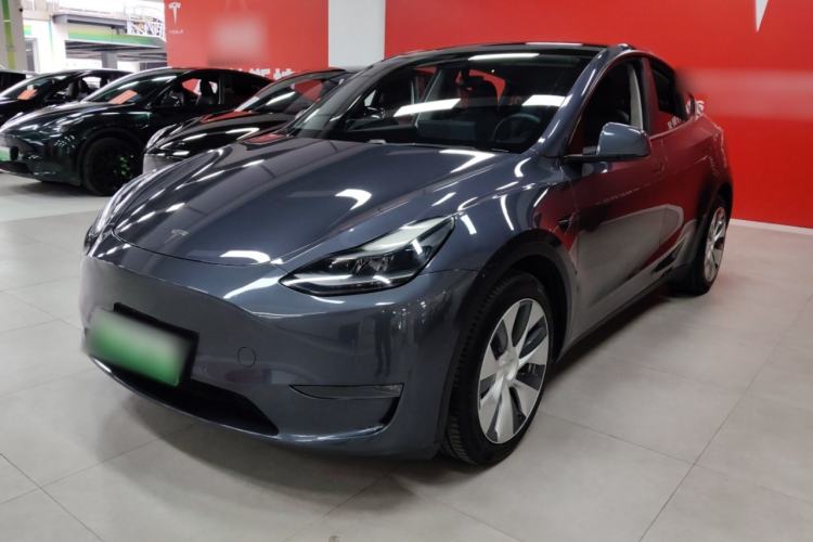 Used Tesla Model Y 2021 Long-Range All-Wheel-Drive Version