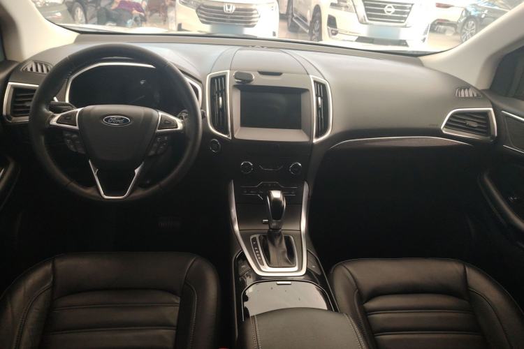 Used Ford Edge 2018 EcoBoost 245 Two-Wheel-Drive Titanium 7-Seater China V Standard
