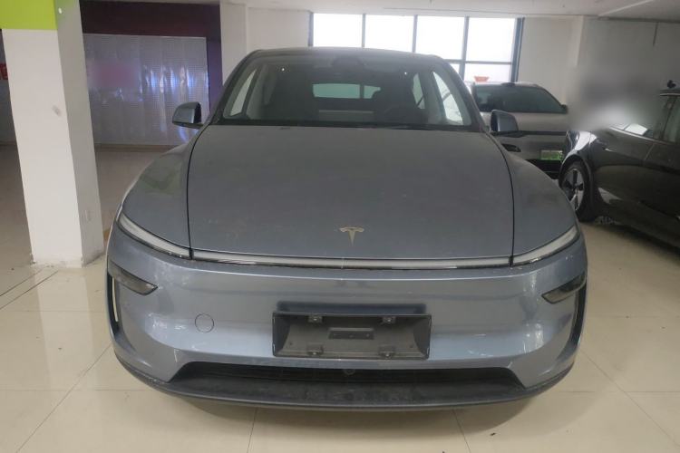 Used Tesla Model Y 2025 Rear-Wheel Drive First Edition
