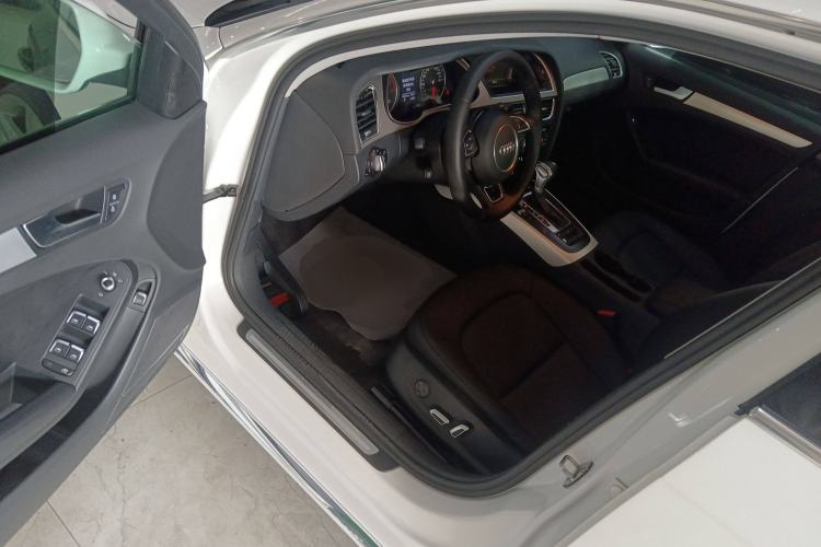Used Audi A4L 2015 35 TFSI Automatic Standard Model
