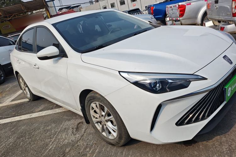 Used Roewe i5 2023 1.5L Manual Comfort Edition