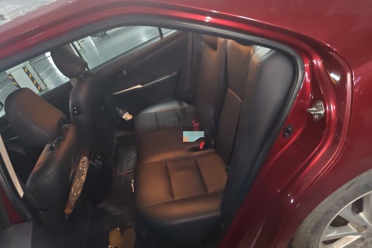 Used Toyota Camry 2015 2.0G Premier Edition
