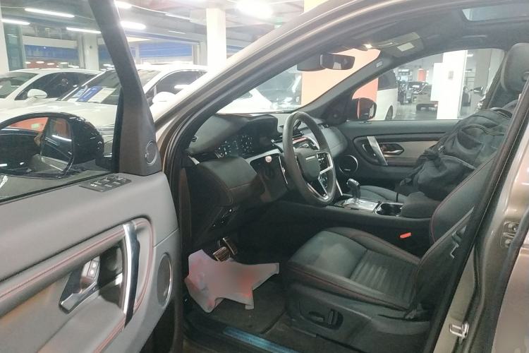 Used Land Rover Discovery Sport 2022 249 PS Metropolitan Edition 5 Seats