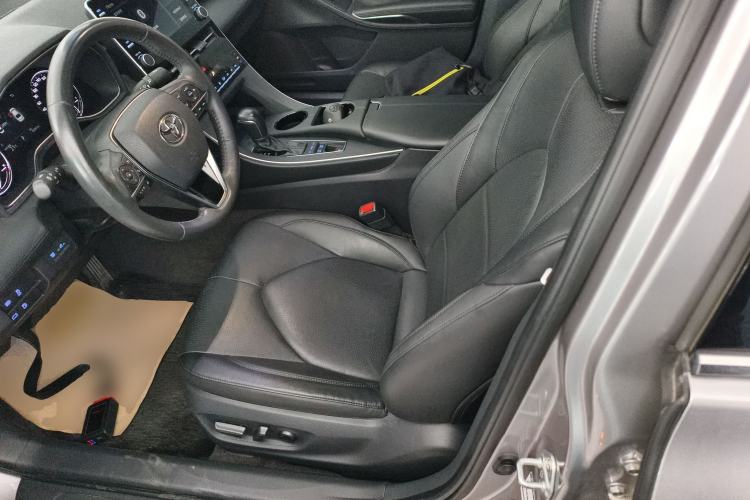 Used Toyota Avalon 2019 Dual-Engine 2.5L Luxury Edition China VI Standard
