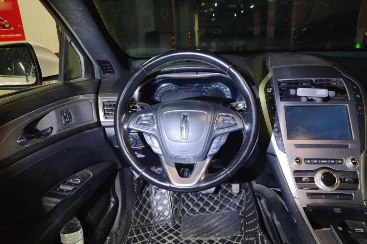 Used Lincoln MKZ 2019 2.0T Luxury Edition China VI
