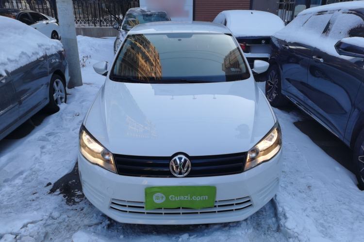 Used Volkswagen Jetta 2015 1.6L Manual Fashion Edition
