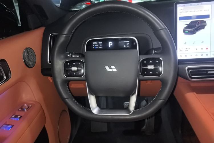 Used Li Auto L8 2023 Air model
