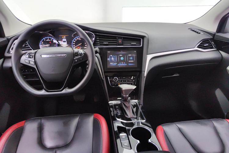 Used Venucia D60 2019 100 000 Honor 1.6L XL CVT Chenku Edition China VI Standard
