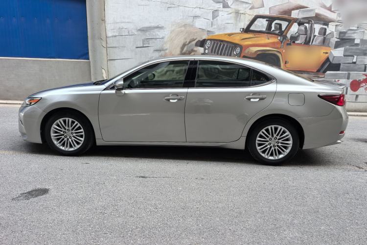 Used Lexus ES 2017 200 30th Anniversary Edition