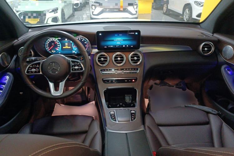 Used Mercedes-Benz GLC 2020 Facelift GLC 260 L 4MATIC Luxury Edition
