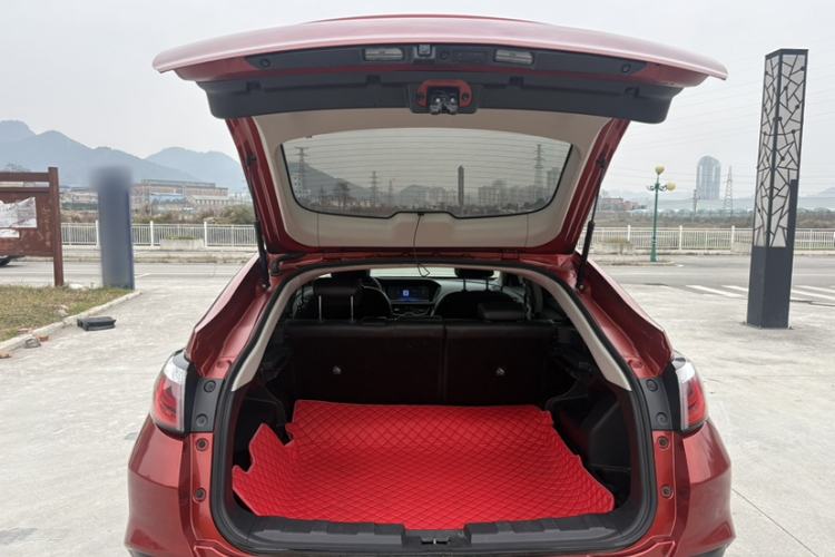 Used Venucia T90 2017 2.0L CVT Smart Edition
