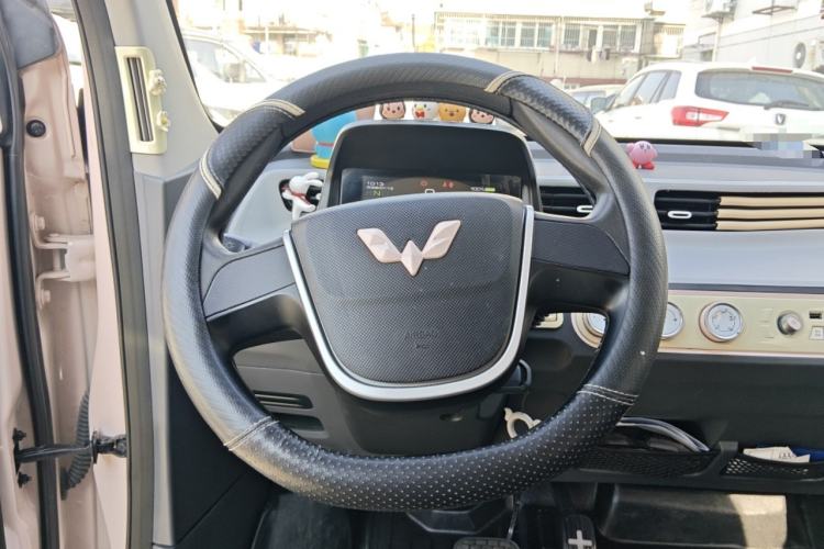 Used Wuling Hongguang MINIEV 2021 Macaron Premium Model – Lithium Iron Phosphate
