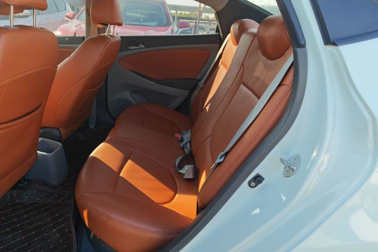 Used Hyundai Verna 2014 1.4L Manual Smart GLS Trim