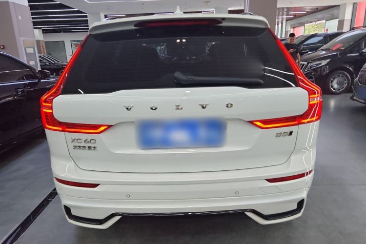 Used Volvo XC60 2022 B5 4x4 Smart & Advanced Sport Edition
