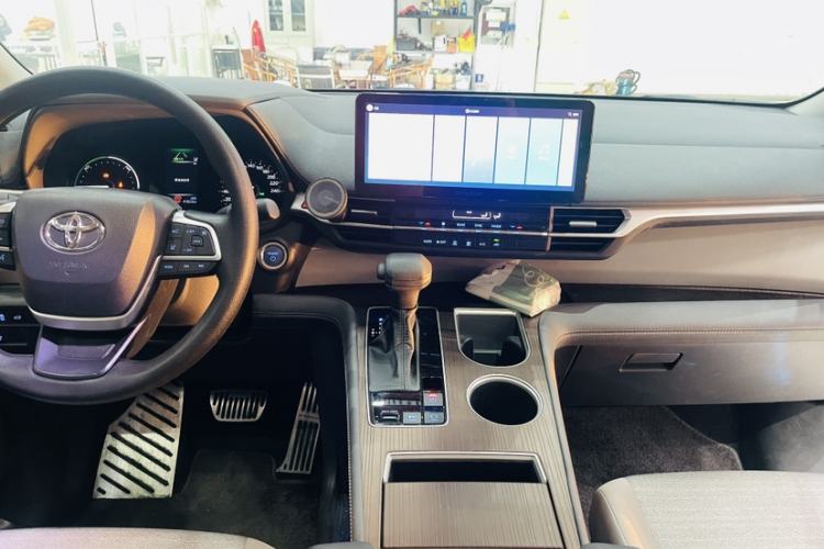 Used Toyota Sienna 2021 2.5L Hybrid Comfort Edition
