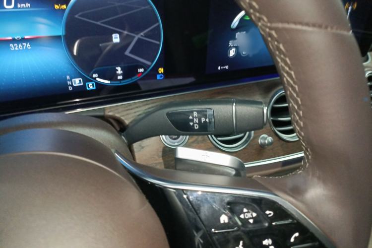 Used Mercedes-Benz E-Class 2023 E 260 L
