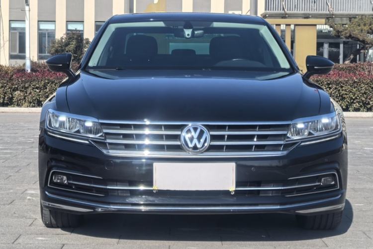 Used Volkswagen Phideon 2018 Revised Version 380TSI Two-Wheel Drive Business Edition
