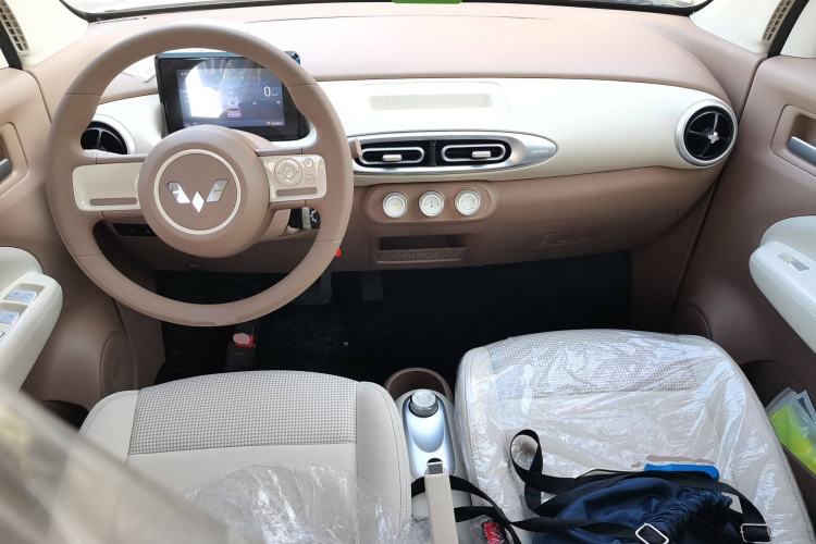 Used Wuling Hongguang MINIEV 2025 Four-Door Version Advanced Edition
