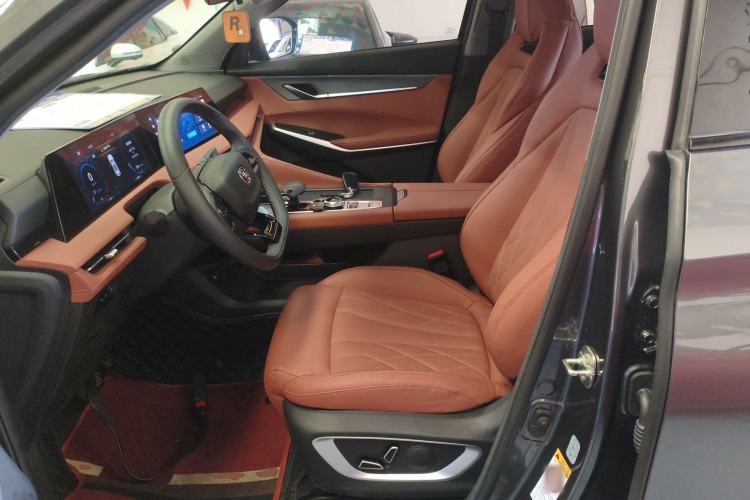 Used Changan CS75 PLUS 2024 3rd Generation Champion Edition 1.5T Intelligent Drive Dynamic Model
