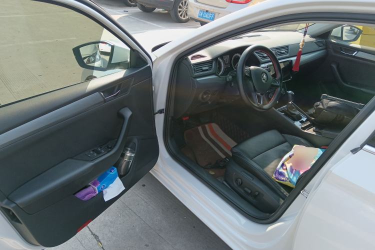 Used Skoda Superb 2018 TSI330 DSG Comfort Edition China VI Standard