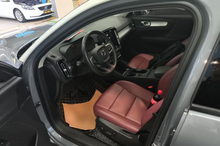 Used Volvo XC40 2021 T4 4x4 SmartDrive Fashion Edition
