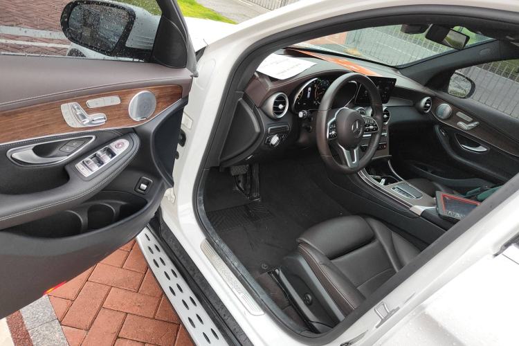 Used Mercedes-Benz GLC 2020 GLC 300 L 4MATIC Luxury Model
