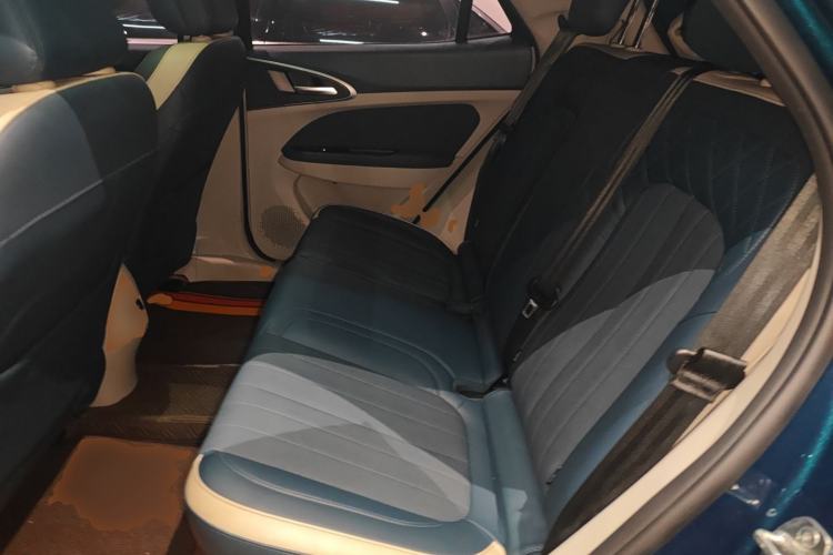 Used ORA Good Cat 2022 Morandi Edition 400km Standard Range Premium Version Lithium-Ion Battery