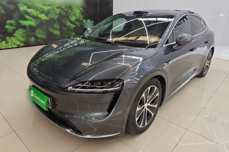 Used Hima Luxeed R7 2024 All-Electric 802 km Max
