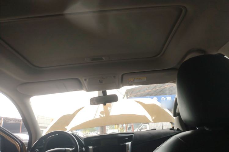 Used Nissan Terra 2018 2.5L Automatic 4x4 Luxury Edition
