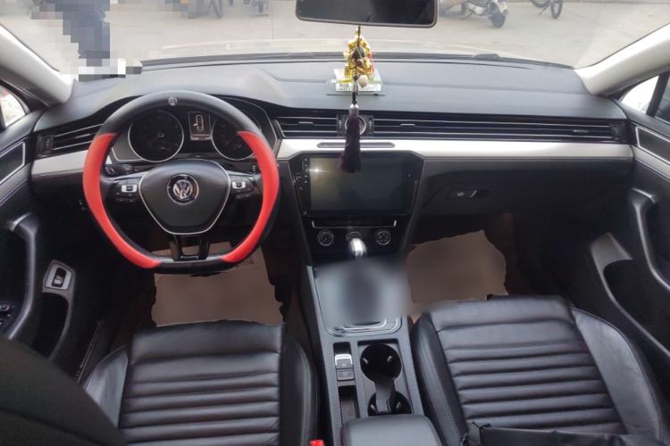 Used Volkswagen Magotan 2017 280TSI DSG Leading Edition
