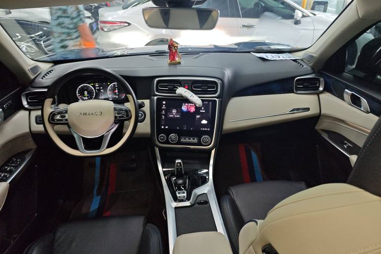 Used Lynk & Co 01 2019 2.0T Two-Wheel Drive Zhaopu Version China VI Standard
