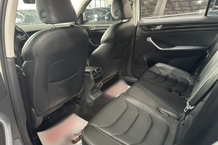 Used Skoda Kodiaq 2018 Facelifted TSI330 5-Seater Two-Wheel-Drive Luxury Enjoyment Edition
