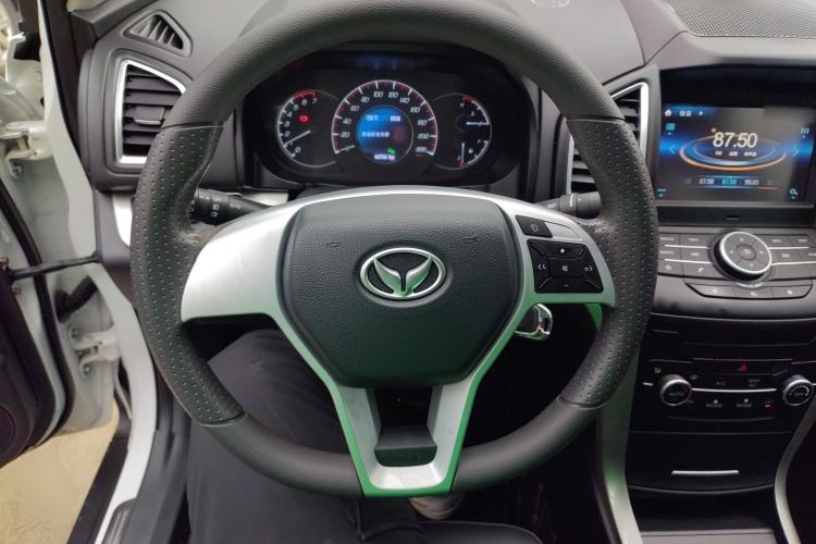 Used HYOSOW S6 2016 1.5T Manual Fashion Model
