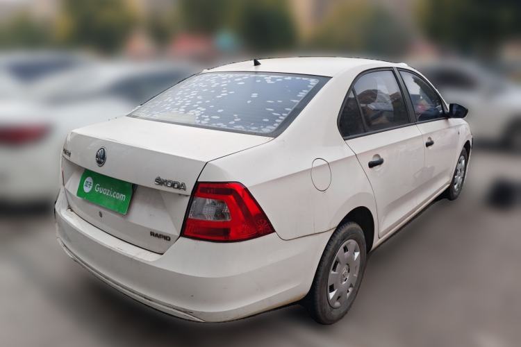 Used Skoda Rapid 2013 1.4L Manual Enjoyment Model