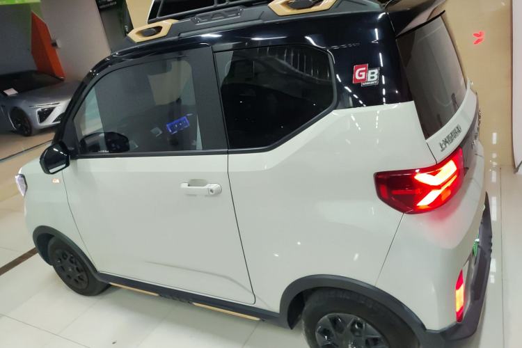Used Wuling Hongguang MINIEV 2022 GAMEBOY 200km Play Edition with Lithium Iron Phosphate
