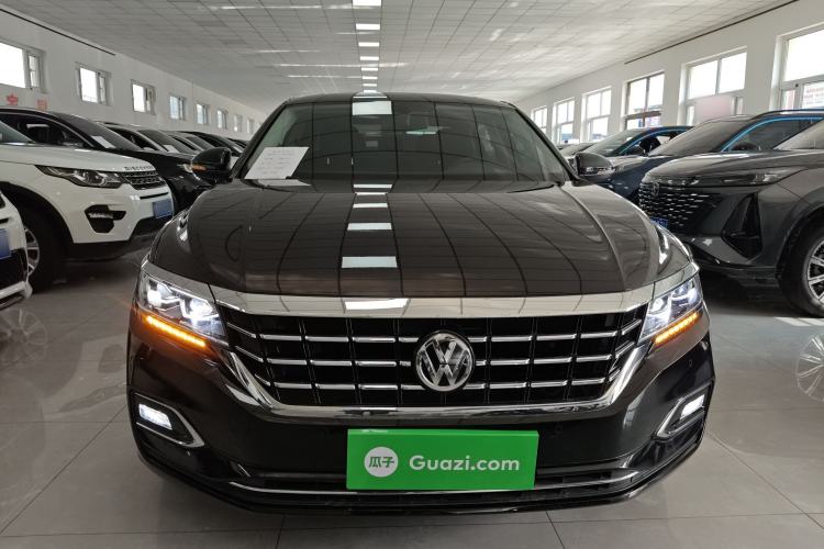 Used Volkswagen Passat 2020 330TSI Luxury Edition China VI
